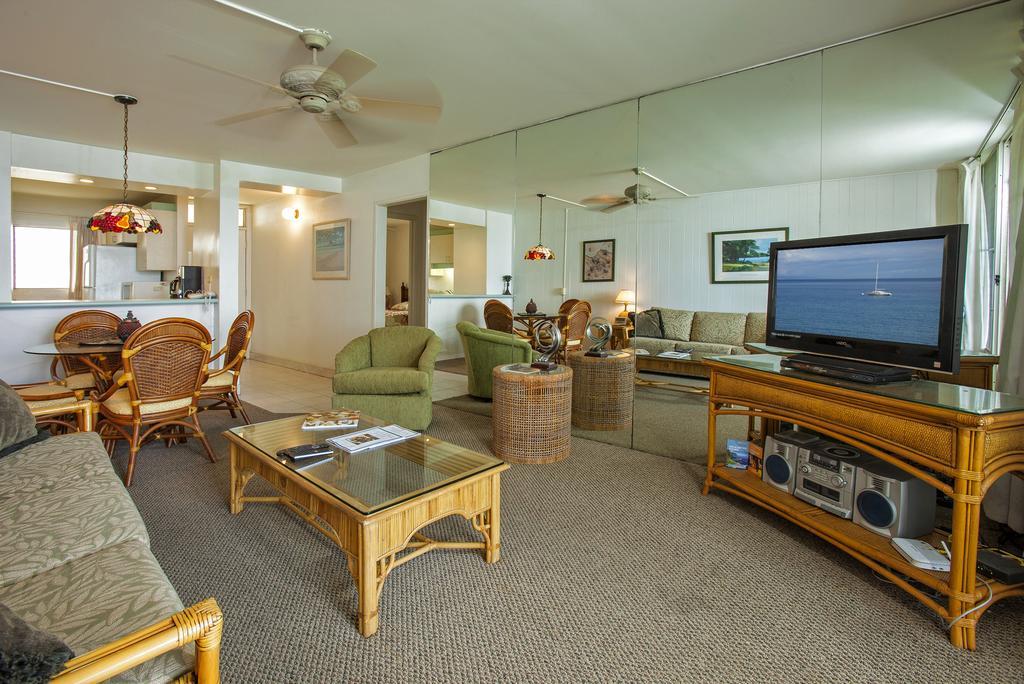 Royal Mauian, #302 Villa Kihei Room photo